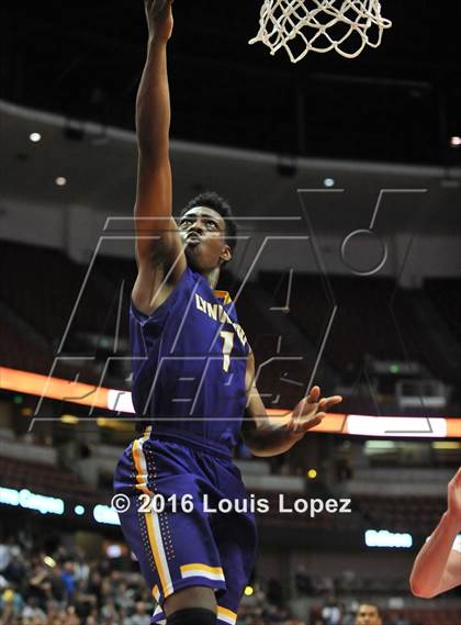 Thumbnail 2 in Lynwood vs. Santa Barbara (CIF SS 2A Final) photogallery.