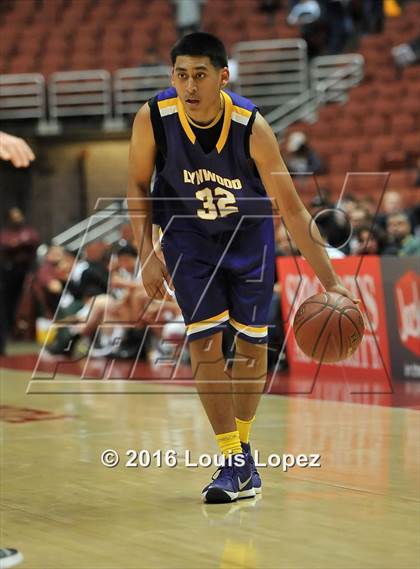 Thumbnail 1 in Lynwood vs. Santa Barbara (CIF SS 2A Final) photogallery.
