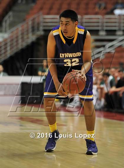 Thumbnail 3 in Lynwood vs. Santa Barbara (CIF SS 2A Final) photogallery.