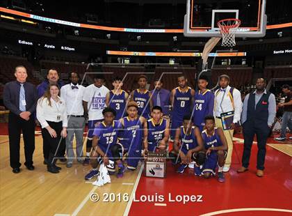 Thumbnail 3 in Lynwood vs. Santa Barbara (CIF SS 2A Final) photogallery.