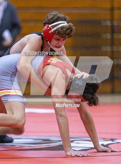 Thumbnail 2 in Cathedral Catholic @ La Jolla photogallery.