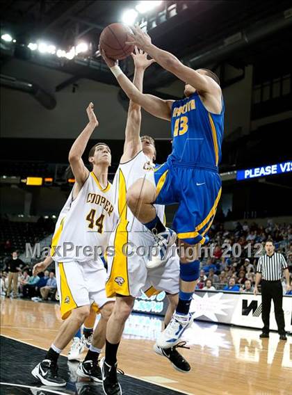Thumbnail 2 in Cooper vs. Newport Central Catholic (Regional Playoff) photogallery.
