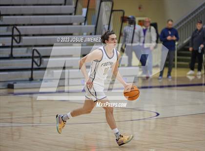 Thumbnail 3 in Foothill vs. Bellarmine College Prep (Torrey Pines Holiday Classic) photogallery.
