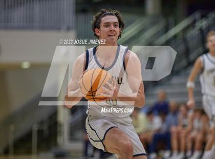 Thumbnail 3 in Foothill vs. Bellarmine College Prep (Torrey Pines Holiday Classic) photogallery.