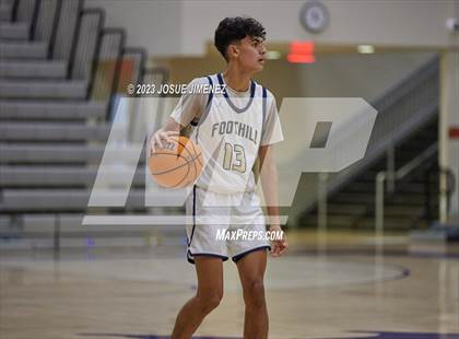 Thumbnail 1 in Foothill vs. Bellarmine College Prep (Torrey Pines Holiday Classic) photogallery.