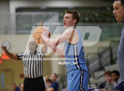 Thumbnail 1 in Foothill vs. Bellarmine College Prep (Torrey Pines Holiday Classic) photogallery.