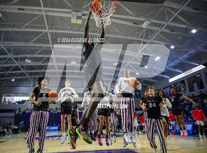 Thumbnail 1 in Long Island Lutheran vs. Don Bosco Prep (City of Palms Classic) photogallery.