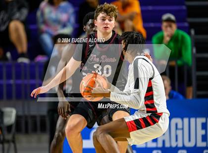 Thumbnail 3 in Long Island Lutheran vs. Don Bosco Prep (City of Palms Classic) photogallery.