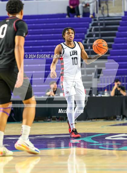 Thumbnail 2 in Long Island Lutheran vs. Don Bosco Prep (City of Palms Classic) photogallery.