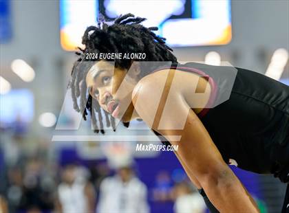 Thumbnail 1 in Long Island Lutheran vs. Don Bosco Prep (City of Palms Classic) photogallery.