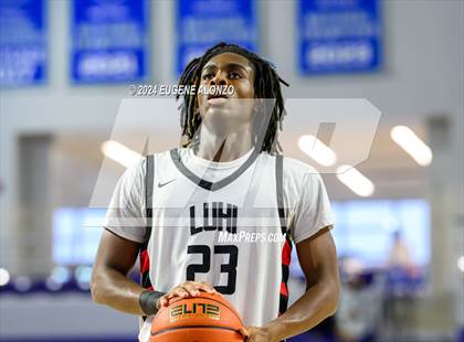 Thumbnail 1 in Long Island Lutheran vs. Don Bosco Prep (City of Palms Classic) photogallery.