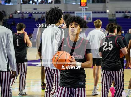 Thumbnail 2 in Long Island Lutheran vs. Don Bosco Prep (City of Palms Classic) photogallery.