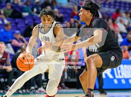 Thumbnail 1 in Long Island Lutheran vs. Don Bosco Prep (City of Palms Classic) photogallery.