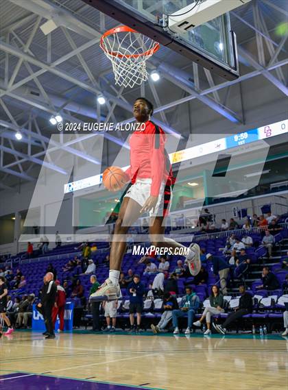 Thumbnail 1 in Long Island Lutheran vs. Don Bosco Prep (City of Palms Classic) photogallery.