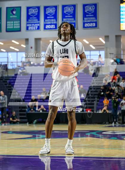 Thumbnail 3 in Long Island Lutheran vs. Don Bosco Prep (City of Palms Classic) photogallery.