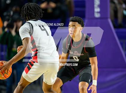 Thumbnail 2 in Long Island Lutheran vs. Don Bosco Prep (City of Palms Classic) photogallery.