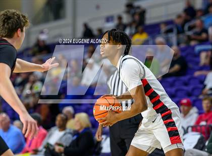 Thumbnail 1 in Long Island Lutheran vs. Don Bosco Prep (City of Palms Classic) photogallery.