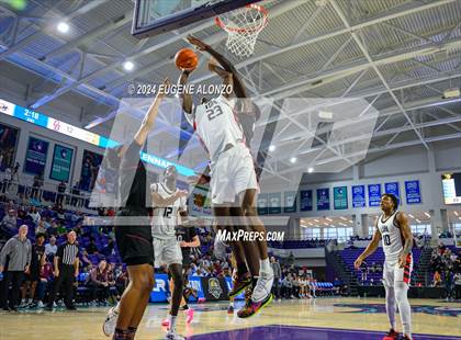 Thumbnail 3 in Long Island Lutheran vs. Don Bosco Prep (City of Palms Classic) photogallery.