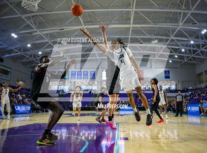 Thumbnail 1 in Long Island Lutheran vs. Don Bosco Prep (City of Palms Classic) photogallery.