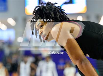 Thumbnail 2 in Long Island Lutheran vs. Don Bosco Prep (City of Palms Classic) photogallery.