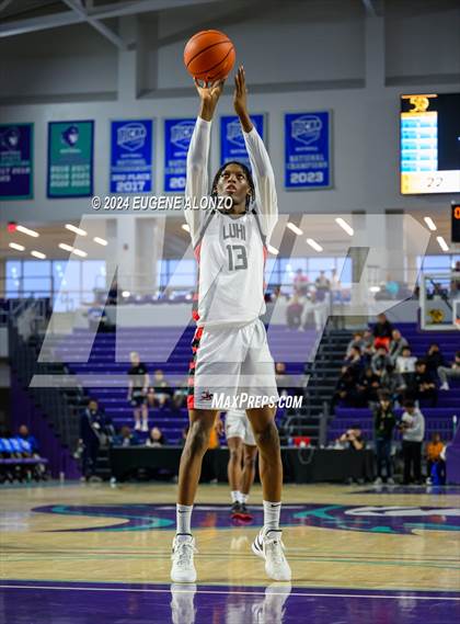 Thumbnail 2 in Long Island Lutheran vs. Don Bosco Prep (City of Palms Classic) photogallery.