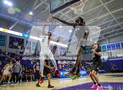 Thumbnail 2 in Long Island Lutheran vs. Don Bosco Prep (City of Palms Classic) photogallery.