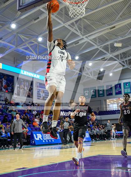 Thumbnail 2 in Long Island Lutheran vs. Don Bosco Prep (City of Palms Classic) photogallery.