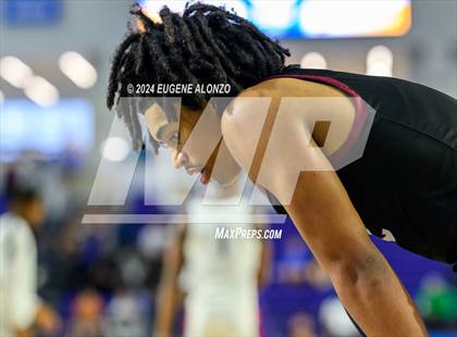 Thumbnail 1 in Long Island Lutheran vs. Don Bosco Prep (City of Palms Classic) photogallery.