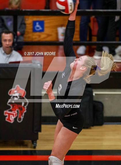 Thumbnail 2 in Amarillo vs. Canyon (UIL 5A District Quarterfinal) photogallery.
