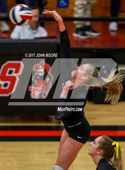 Thumbnail 1 in Amarillo vs. Canyon (UIL 5A District Quarterfinal) photogallery.