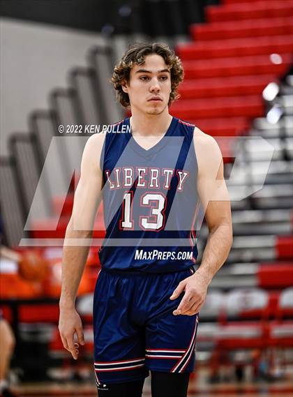 Thumbnail 3 in Gainesville vs. Liberty photogallery.