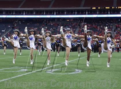 Thumbnail 3 in Lamar vs. Fort Bend Travis (UIL 5A Division 1 Regional Playoff) photogallery.