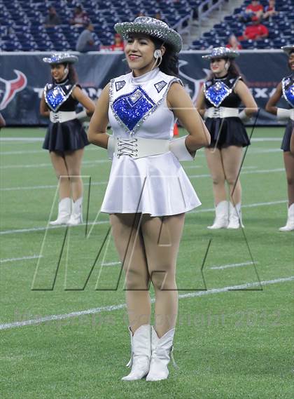 Thumbnail 1 in Lamar vs. Fort Bend Travis (UIL 5A Division 1 Regional Playoff) photogallery.