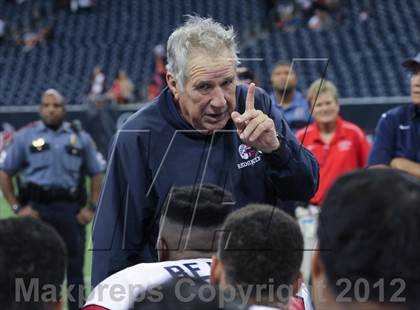 Thumbnail 3 in Lamar vs. Fort Bend Travis (UIL 5A Division 1 Regional Playoff) photogallery.