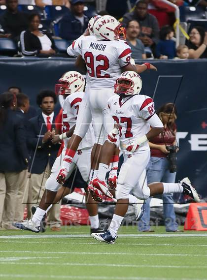 Thumbnail 3 in Lamar vs. Fort Bend Travis (UIL 5A Division 1 Regional Playoff) photogallery.