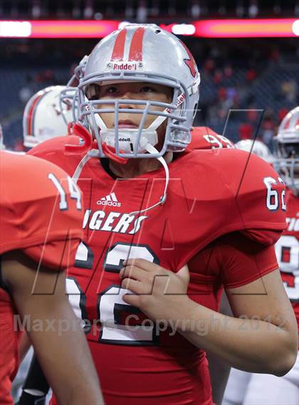 Thumbnail 2 in Lamar vs. Fort Bend Travis (UIL 5A Division 1 Regional Playoff) photogallery.