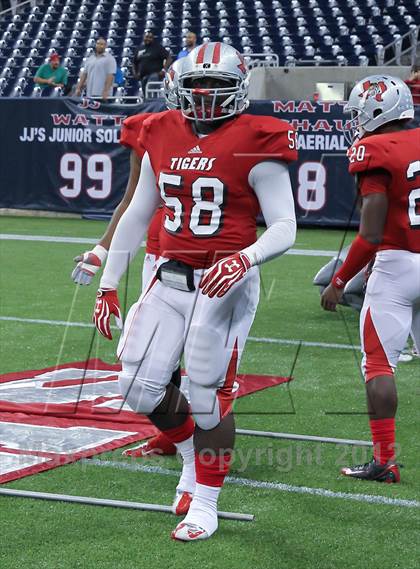 Thumbnail 2 in Lamar vs. Fort Bend Travis (UIL 5A Division 1 Regional Playoff) photogallery.