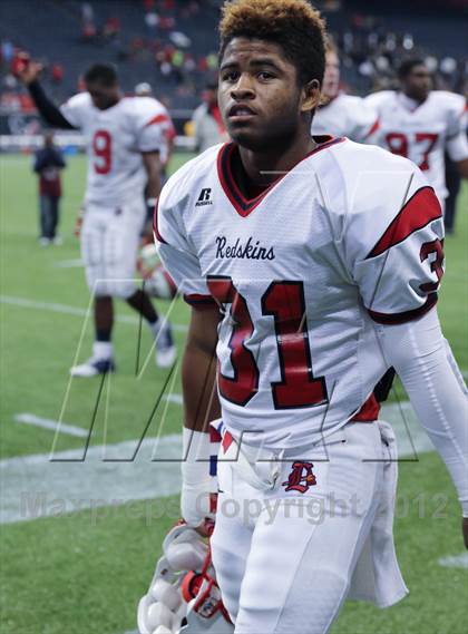 Thumbnail 2 in Lamar vs. Fort Bend Travis (UIL 5A Division 1 Regional Playoff) photogallery.