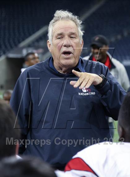 Thumbnail 2 in Lamar vs. Fort Bend Travis (UIL 5A Division 1 Regional Playoff) photogallery.