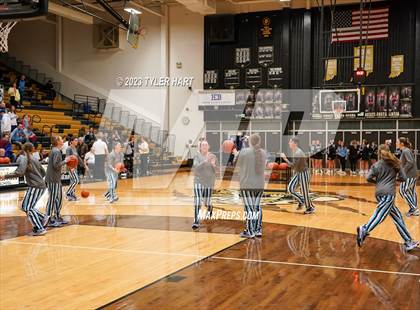 Thumbnail 1 in Cascade vs. Danville (IHSAA 3A Sectional Championship) photogallery.