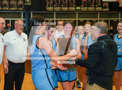 Thumbnail 1 in Cascade vs. Danville (IHSAA 3A Sectional Championship) photogallery.