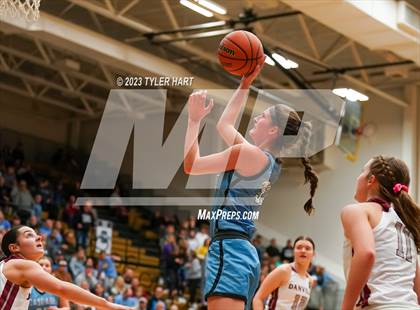 Thumbnail 1 in Cascade vs. Danville (IHSAA 3A Sectional Championship) photogallery.