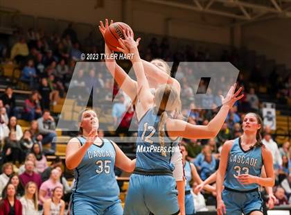 Thumbnail 2 in Cascade vs. Danville (IHSAA 3A Sectional Championship) photogallery.