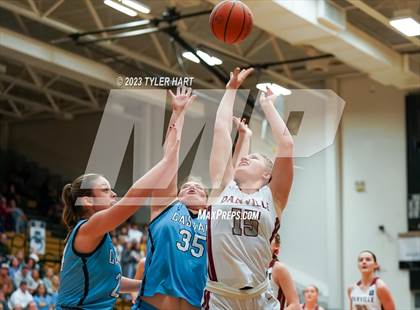 Thumbnail 3 in Cascade vs. Danville (IHSAA 3A Sectional Championship) photogallery.