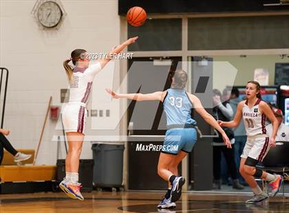 Thumbnail 2 in Cascade vs. Danville (IHSAA 3A Sectional Championship) photogallery.