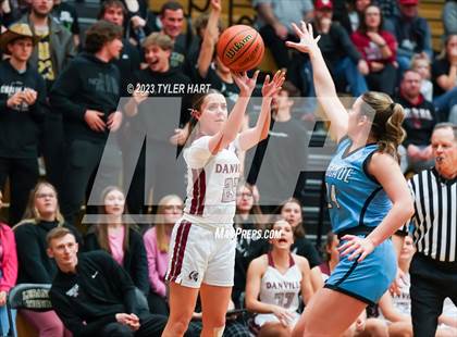 Thumbnail 1 in Cascade vs. Danville (IHSAA 3A Sectional Championship) photogallery.