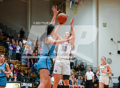 Thumbnail 2 in Cascade vs. Danville (IHSAA 3A Sectional Championship) photogallery.
