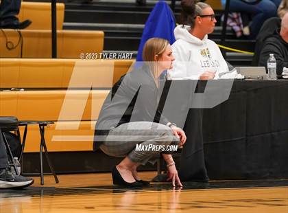 Thumbnail 2 in Cascade vs. Danville (IHSAA 3A Sectional Championship) photogallery.