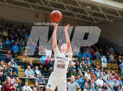 Thumbnail 3 in Cascade vs. Danville (IHSAA 3A Sectional Championship) photogallery.