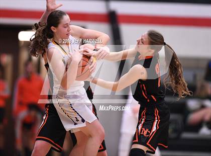 Thumbnail 3 in Hoover vs. Jackson (OHSAA Division I District Semifinal) photogallery.